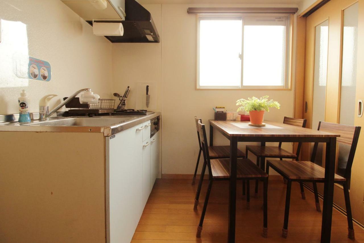 Mell-Theatr Karahori Apartment Осака Екстериор снимка